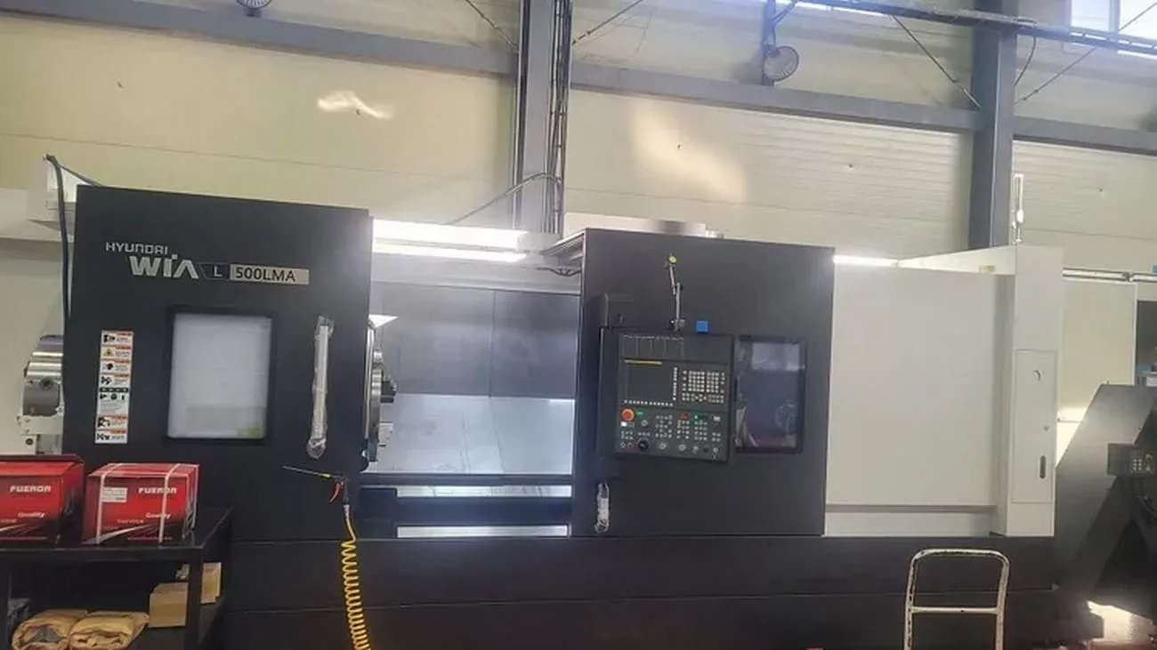 Hyundai Wia L500LMA - CNC Lathe